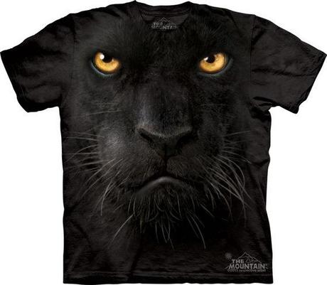 T-shirt con illustrazioni realistiche di animali