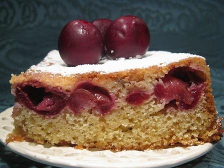 Dolce magiaro alle ciliegie Dolce magiaro alle ciliegie