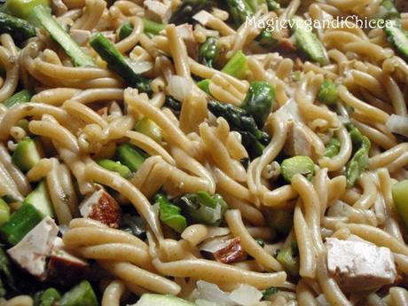 Pasta saracena con asparagi e tofu a Genova :-)