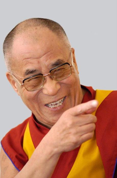 Il Dalai Lama  tra le nostre macerie…