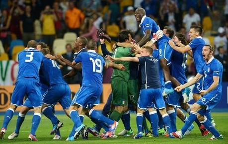 Euro2012 – M’illumino d’azzurro