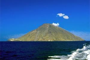Vacanze 2012: in crociera in barca a vela tra le isole Pontine, nel Cilento o alle Eolie con Mondovela Yachting & Vacanze