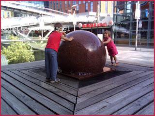 CON UN POCO DI ZUCCHERO... AL CENTRO COMMERCIALE