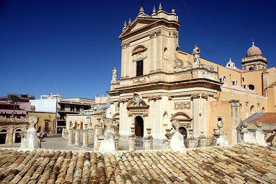 Cosa Visitare in Sicilia – Basilica e Loggiato di Santa Maria Maggiore Ispica (Rg)
