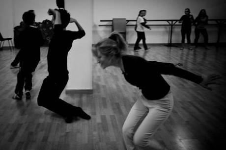 l'albero “Non chiamatemi Alice”: a Melfi talenti della danza e del teatro