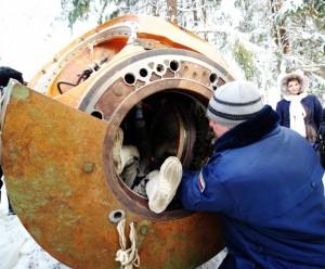 Samantha Cristoforetti, prima astronauta italiana Samantha Cristoforetti, prima astronauta italiana
