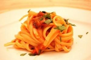 spaghetti-ai-ricci-di-mare spaghetti-ai-ricci-di-mare