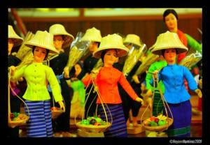Bangkok Doll Museum and factory (Museo e fabbrica di bambole)