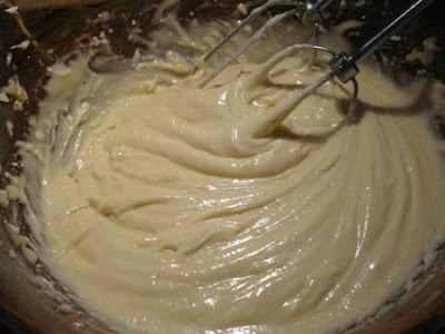 Torta Margherita allo yogurt senza zucchero e composta di frutta mista Torta Margherita allo yogurt senza zucchero e composta di frutta mista