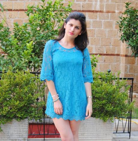 Outfit: Turquoise lace dress and Peekaboo