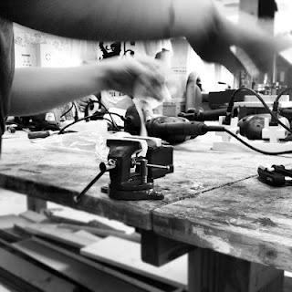 Workshop plexiglass: Realizzare un oggetto in metacrilato. Workshop plexiglass: Realizzare un oggetto in metacrilato.