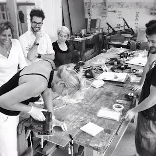 Workshop plexiglass: Realizzare un oggetto in metacrilato. Workshop plexiglass: Realizzare un oggetto in metacrilato.