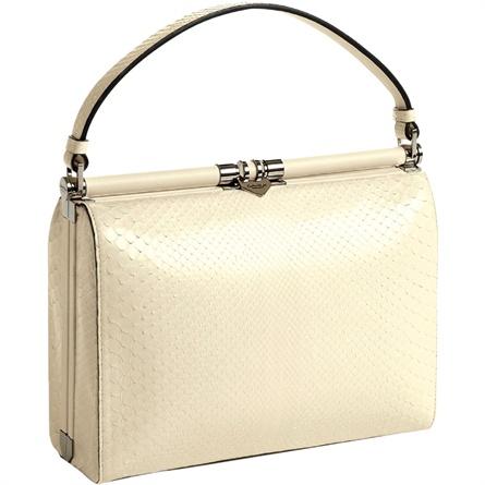 TOTAL WHITE!! TOTAL WHITE!!