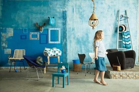 Pennellate di colore che ricordano il mare Pennellate di colore che ricordano il mare