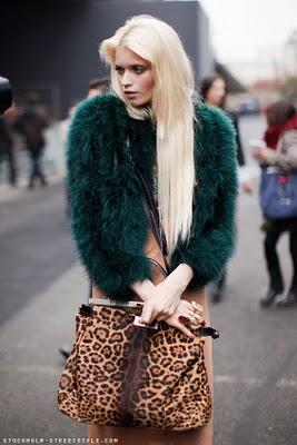 Abbey Lee and the Perfect  Winter 2011 Outfit !!