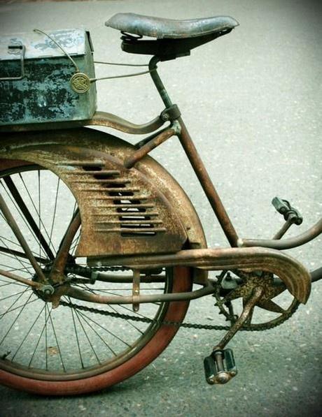 moto d'epoca (# bici)