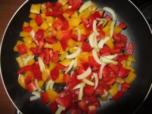 peperoni-e-cipolla Pasta ai Peperoni