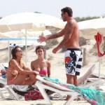 Formentera: Melita Toniolo e Guendalina Canessa single in spiaggia