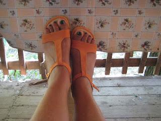 Testati da Stiletico: sandali orange VeganShoes