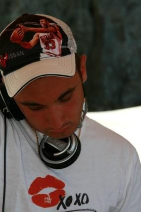 Lettere, 21 agosto, piazza Roma in musica. Esibizione live di Dj Enzokiss e tanti altri Lettere, 21 agosto, piazza Roma in musica. Esibizione live di Dj Enzokiss e tanti altri