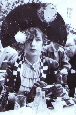 ANNA PIAGGI ANNA PIAGGI