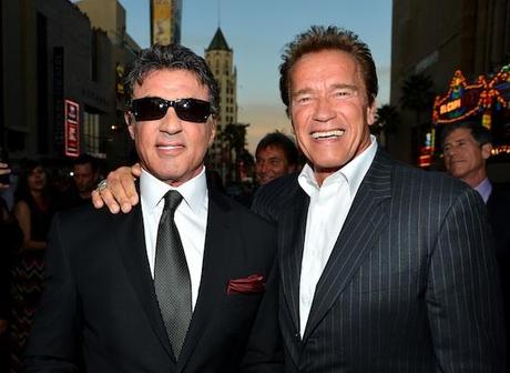 Sylvester Stallone, Arnold Schwarzenegger ed il resto del cast di I Mercenari 2 alla premiere di Los Angeles