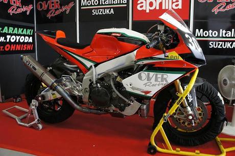 Aprilia RSV4 Team OVER & Moto Italiana Suzuka @ 8 Hours Suzuka 2012
