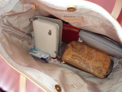 Cosa c'è nella mia borsa? - What's in my purse?