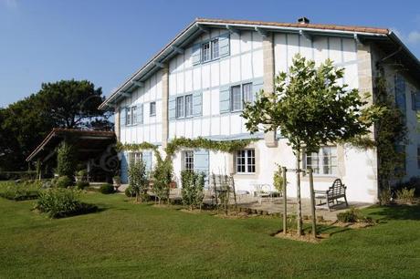 Les Volets blue…un favoloso bed and breakfast a Biarritz Les Volets blue…un favoloso bed and breakfast a Biarritz