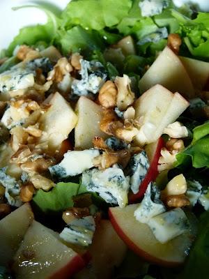 Insalata con Gorgonzola Piccante, Mele e Noci