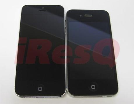 Foto mostrano differenza di spessore tra iPhone 5 e iPhone 4S