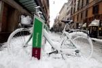 Visioni formali e informali di Roma sotto la neve