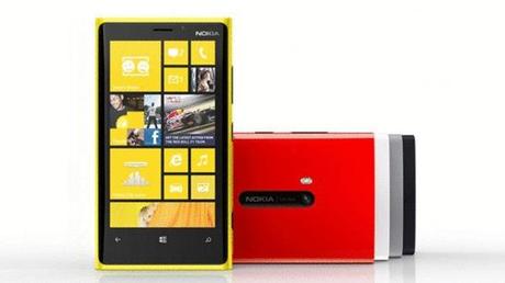 Nokia presenta il Lumia 820 e il Lumia 920