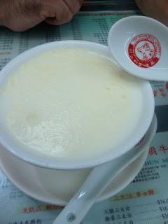 Yee Shun Milk Company- uno storico caffè a Hong Kong