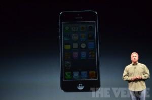La presentazione di iPhone 5
