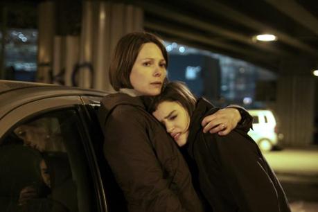 gli-equilibristi-barbora-bobulova-e-rosabell-laurenti-sellers-sono-madre-e-figlia-in-una-scena-245125 Gli Equilibristi