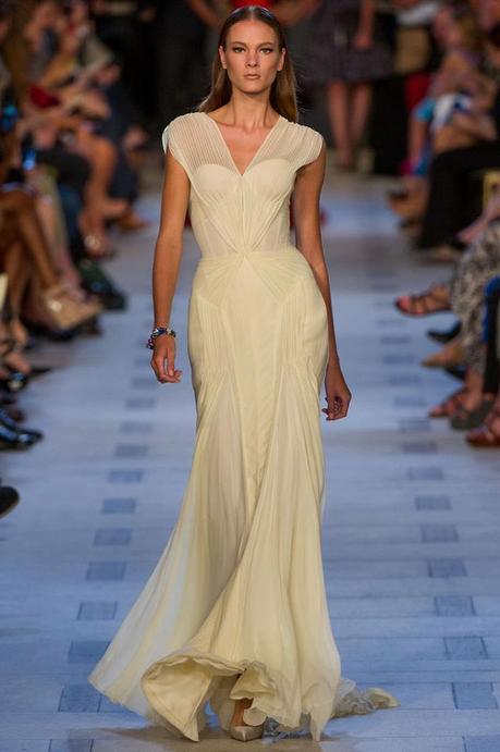 MODA | Il pret-à-porter per la primavera 2013 di Zac Posen incanta e sembra haute couture