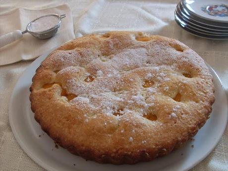 torta di frolla montata alle albicocche e ben tornata a me!