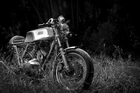 Morini 350 by Adhoc cafe racers