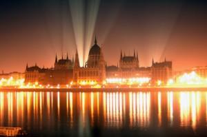 Natale a Budapest: Volo a/r + 3 notti da 92€