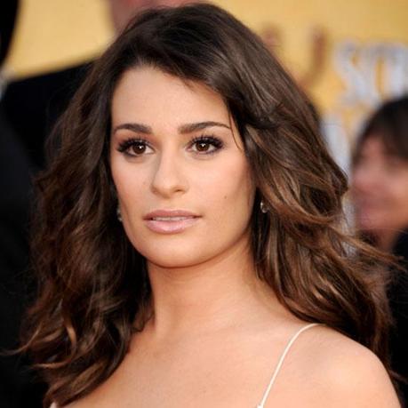 TAGLI DI CAPELLI E ACCONCIATURE DI LEA MICHELE LA PROTAGONISTA DELLA SERIE GLEE + ABITI RED CARPET TAGLI DI CAPELLI E ACCONCIATURE DI LEA MICHELE LA PROTAGONISTA DELLA SERIE GLEE + ABITI RED CARPET