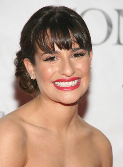 TAGLI DI CAPELLI E ACCONCIATURE DI LEA MICHELE LA PROTAGONISTA DELLA SERIE GLEE + ABITI RED CARPET TAGLI DI CAPELLI E ACCONCIATURE DI LEA MICHELE LA PROTAGONISTA DELLA SERIE GLEE + ABITI RED CARPET
