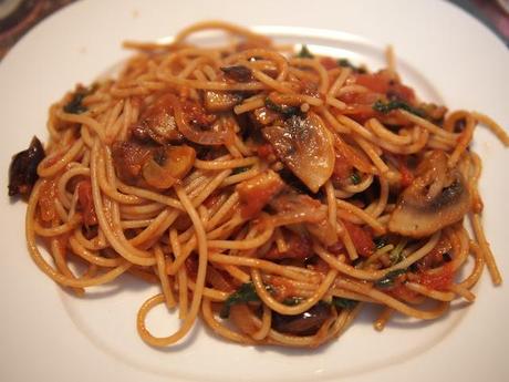 Pastasciuttina sfiziosetta - tasty whole wheat spaghetti - gourmand spaghetti intégral