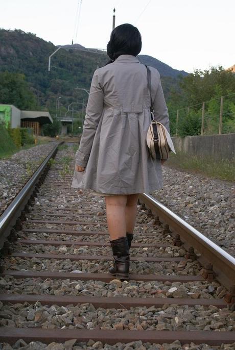 Outfit: J'entends siffler le train