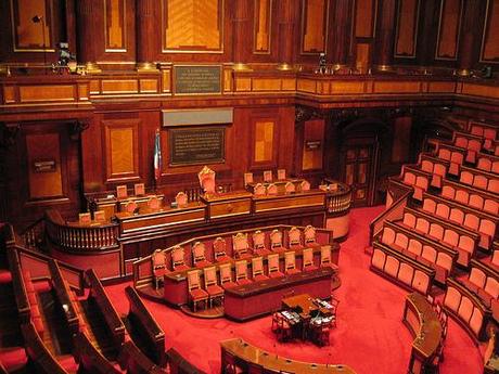 Senato, non si trova un presidente: seduta sospesa (mai successo dal 1861)
