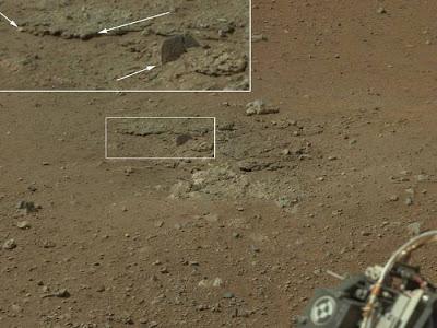 Le prime immagini di Curiosity su Marte