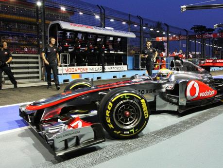 F1 – Qualifiche GP di Singapore : Hamilton super McLaren