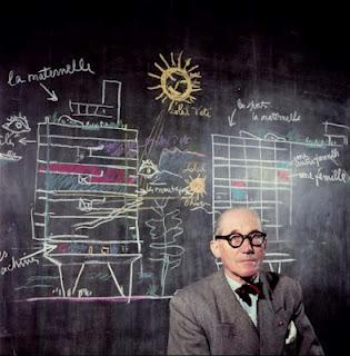 Le Corbusier a colori
