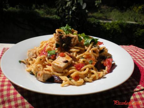 Spaghetti alla Chitarra con Puttanesca di Pesce Spada