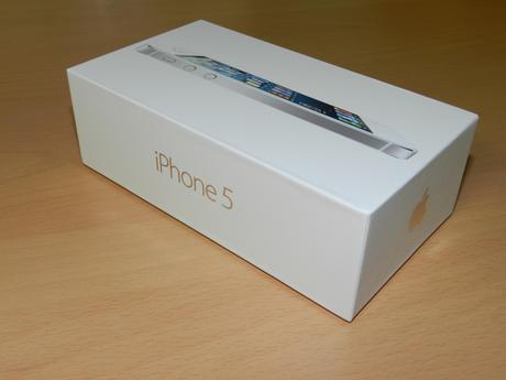 Nero vs. Bianco iPhone 5 l’Unboxing di AppleZone